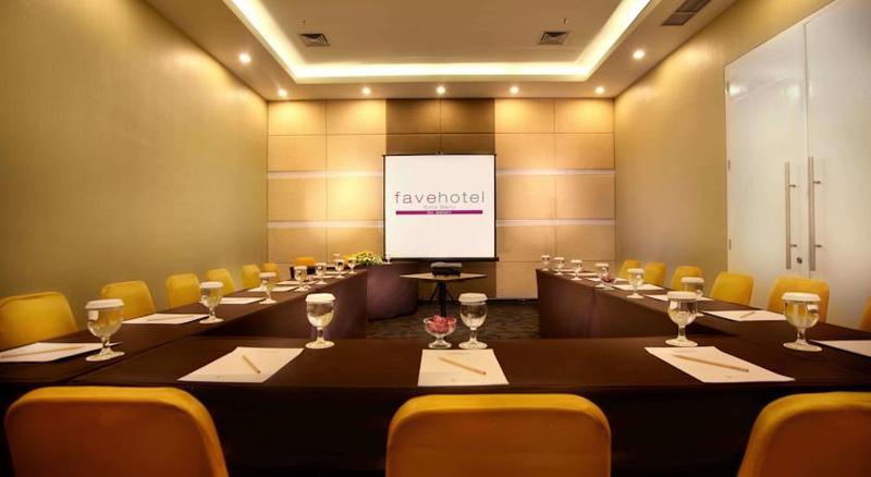 Favehotel Manahan - Solo Dış mekan fotoğraf